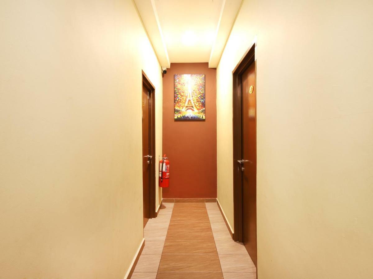 Oyo 721 Silibin Times Inn Hotel Ipoh Exterior foto